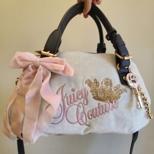 Juicy Couture Bag 💗